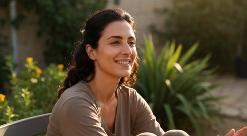 אישה ישראלית לאחר טיפול MDHM לתת פעילות התריס - אנרגיה ואיזון